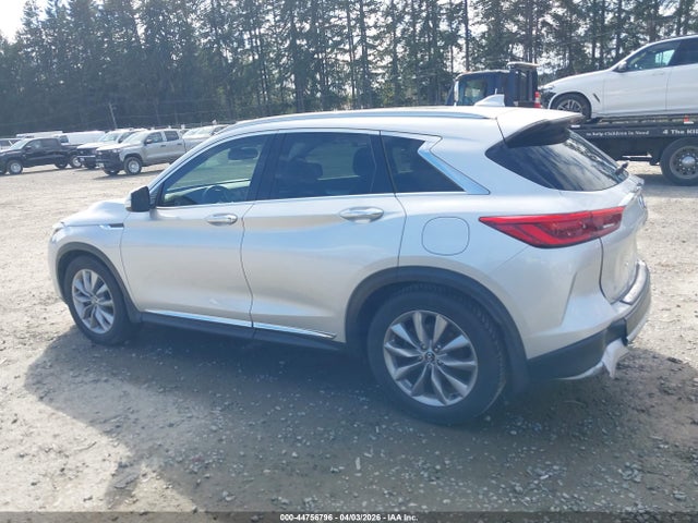 3PCAJ5M18KF137113 Infiniti Qx50 Luxe