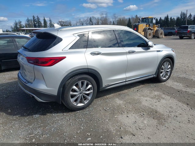 3PCAJ5M18KF137113 Infiniti Qx50 Luxe