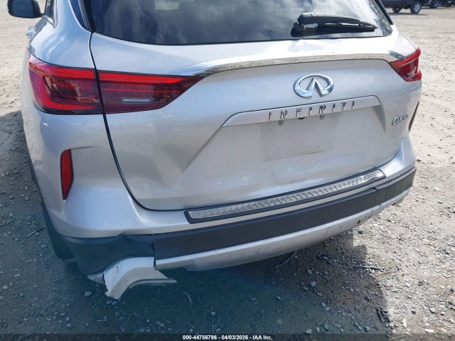 3PCAJ5M18KF137113 Infiniti Qx50 Luxe