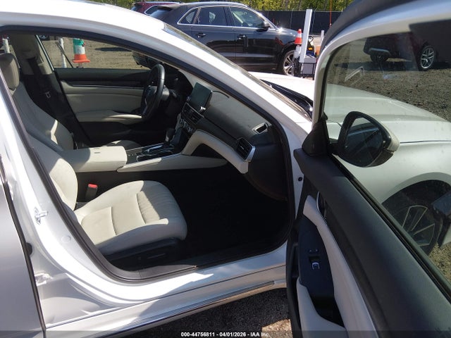 Продажа на аукционе авто 2022 Honda Accord Ex-l, vin: 1HGCV1F57NA058925, номер лота: 44756811