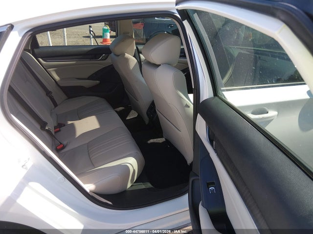 Продажа на аукционе авто 2022 Honda Accord Ex-l, vin: 1HGCV1F57NA058925, номер лота: 44756811