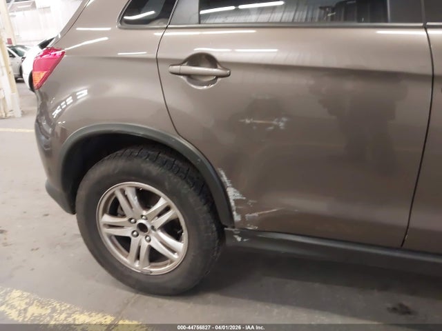 JA4AP3AU4GZ058700 Mitsubishi Outlander Sport 2.0 Es