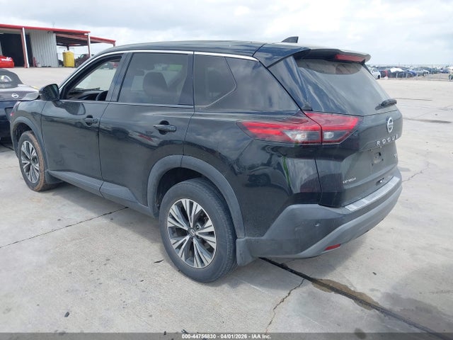 JN8AT3BA6MW018108 Nissan Rogue Sv Fwd