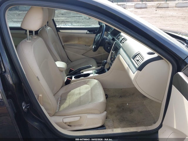 Aukcja sprzedaży 2013 Volkswagen Passat 2.0l Tdi Se, vin: 1VWBN7A3XDC127898, numer aukcji: 44756843