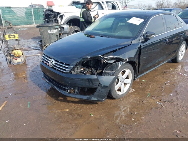 Aukcja sprzedaży 2013 Volkswagen Passat 2.0l Tdi Se, vin: 1VWBN7A3XDC127898, numer aukcji: 44756843