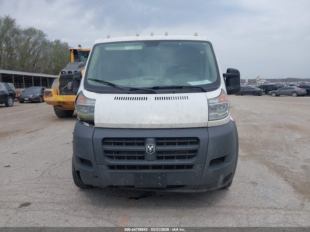 44756852 :رقم المزاد ، 3C6TRVAG4FE512282 vin ، 2015 Ram Promaster 1500 Low Roof مزاد بيع