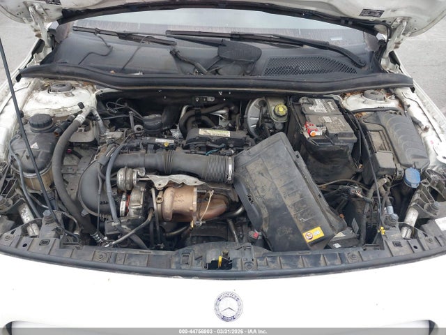WDCTG4GB4GJ224720 Mercedes-Benz Gla 250 4matic