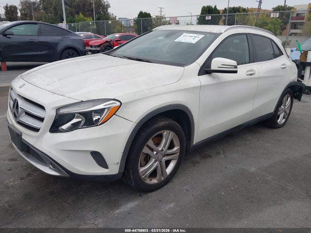 WDCTG4GB4GJ224720 Mercedes-Benz Gla 250 4matic