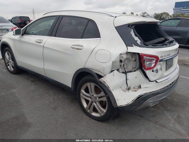 WDCTG4GB4GJ224720 Mercedes-Benz Gla 250 4matic