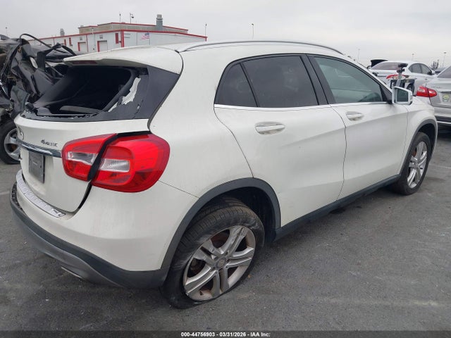 WDCTG4GB4GJ224720 Mercedes-Benz Gla 250 4matic