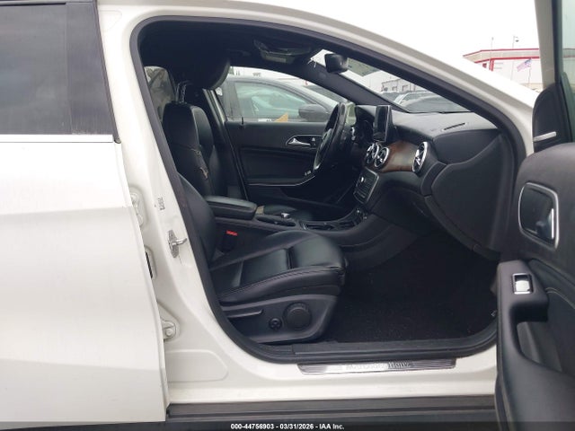 WDCTG4GB4GJ224720 Mercedes-Benz Gla 250 4matic