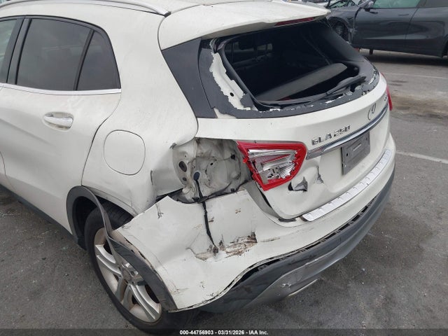 WDCTG4GB4GJ224720 Mercedes-Benz Gla 250 4matic