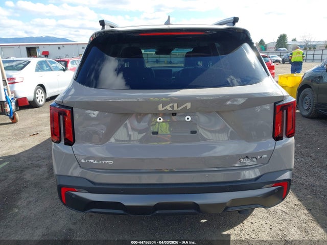 5XYRKDJF7RG300623 KIA Sorento X-line Sx