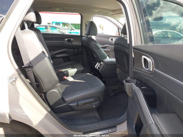 5XYRKDJF7RG300623 KIA Sorento X-line Sx