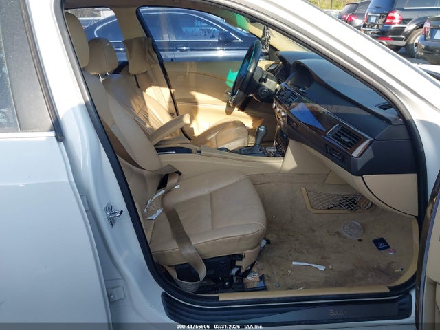 Продажа на аукционе авто 2007 Bmw 525i, vin: WBANE53587CW61857, номер лота: 44756906