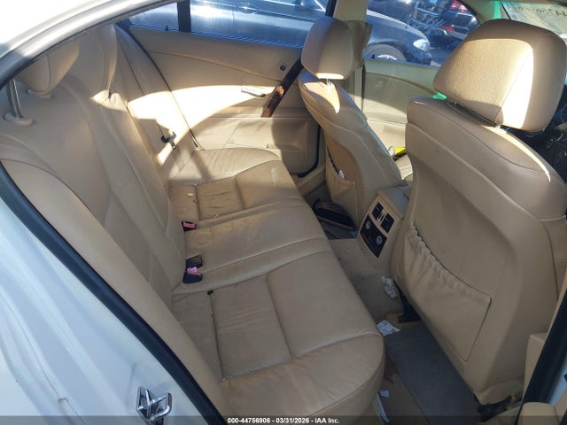 Продажа на аукционе авто 2007 Bmw 525i, vin: WBANE53587CW61857, номер лота: 44756906