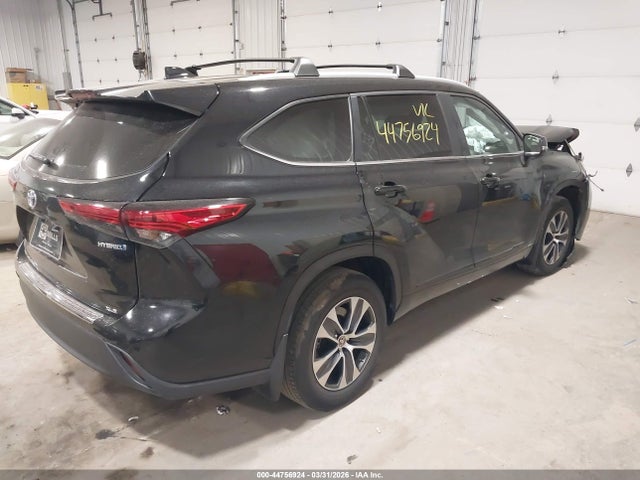 44756924 :رقم المزاد ، 5TDKBRCH6PS602269 vin ، 2023 Toyota Highlander Hybrid Xle مزاد بيع