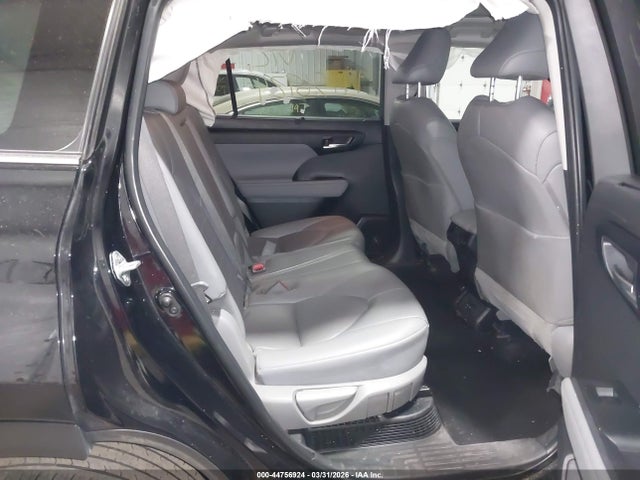 44756924 :رقم المزاد ، 5TDKBRCH6PS602269 vin ، 2023 Toyota Highlander Hybrid Xle مزاد بيع