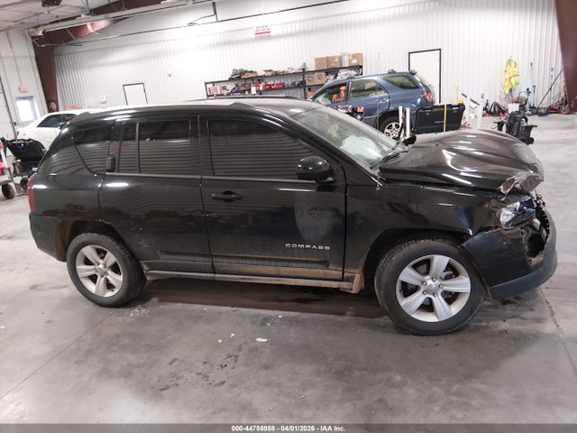 Jeep Compass Latitude 4x4 2017 1C4NJDEB2HD167551 Image 13