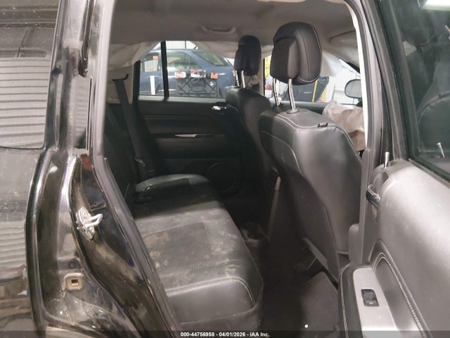Jeep Compass Latitude 4x4 2017 1C4NJDEB2HD167551 Image 8