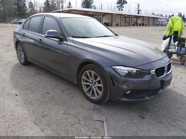 2016 BMW 320I WBA8E1G57GNU10493