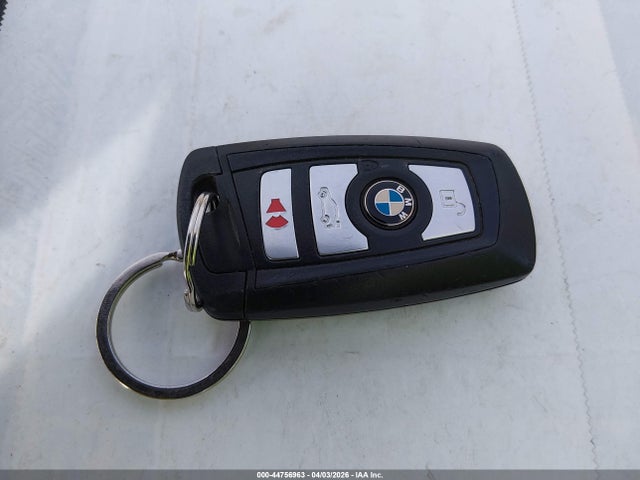 2016 BMW 320I WBA8E1G57GNU10493 Photo 10