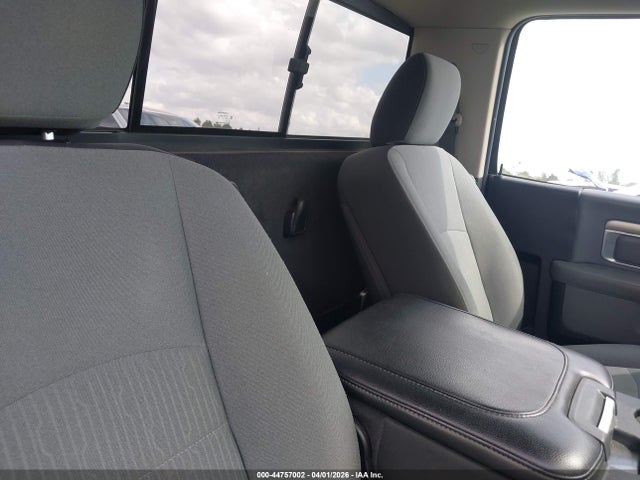 Продажа на аукционе авто 2021 Ram 1500 Classic Express  4x4 6'4 Box, vin: 3C6JR7ATXMG506682, номер лота: 44757002
