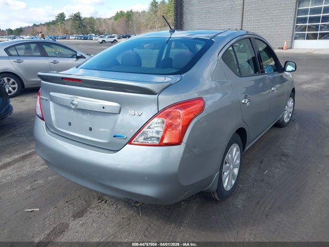 3N1CN7AP0EK438460 Nissan Versa 1.6 Sv