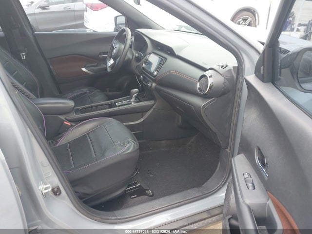 3N1CP5DV1NL488108 Nissan Kicks Sr Xtronic Cvt