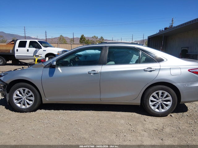 4T1BF1FK0FU939636 Toyota CAMRY LE