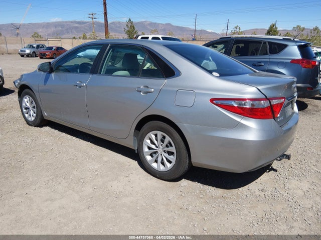 4T1BF1FK0FU939636 Toyota CAMRY LE