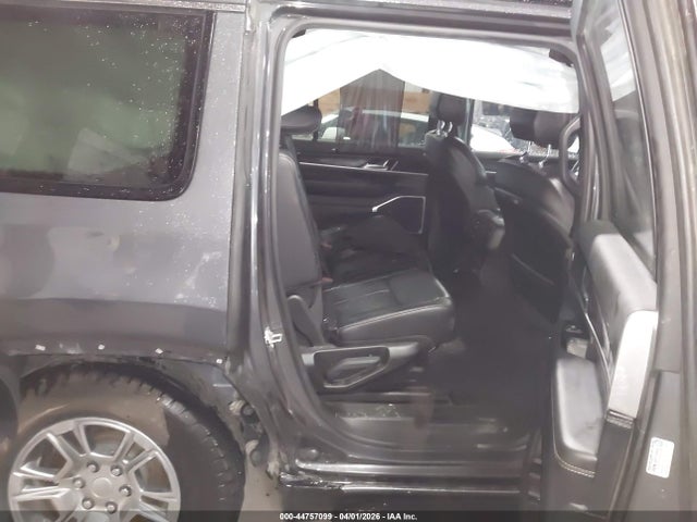 44757099 :رقم المزاد ، 1C4SJVAT6NS227362 vin ، 2022 Jeep Wagoneer Series I 4x4 مزاد بيع