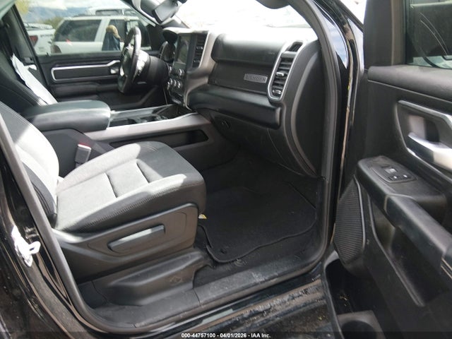 44757100 :رقم المزاد ، 1C6RRFFG6KN703975 vin ، 2019 Ram 1500 Big Horn/lone Star  4x4 5'7 Box مزاد بيع