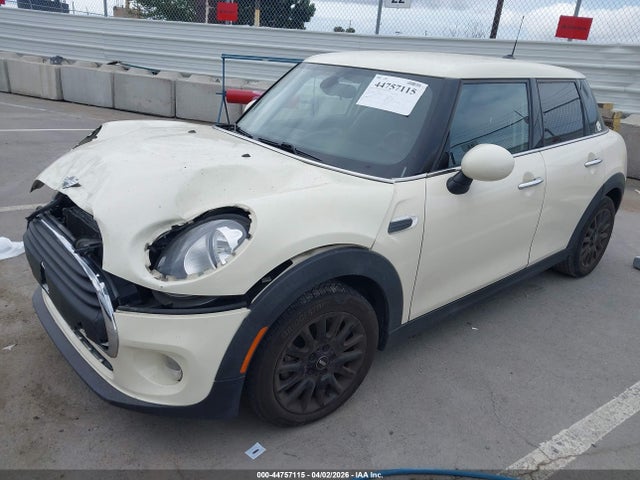 Mini Hardtop Cooper 2018 WMWXU1C53J2F80415 Image 2