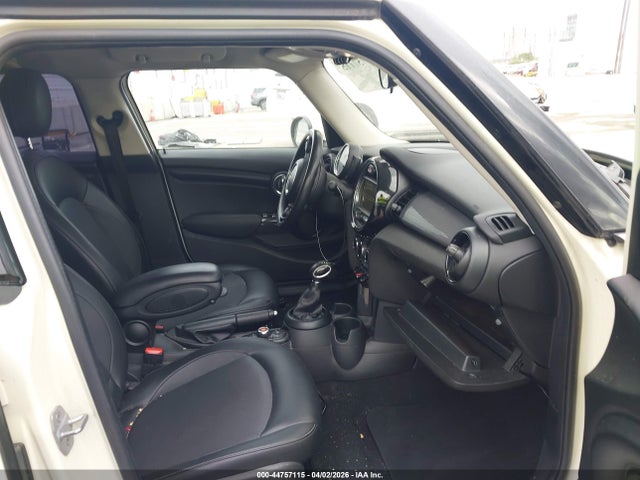 Mini Hardtop Cooper 2018 WMWXU1C53J2F80415 Image 5