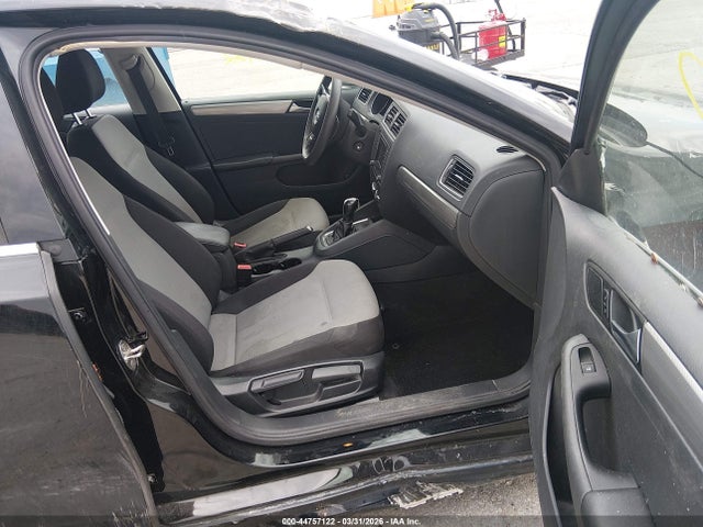 Продажа на аукционе авто 2017 Volkswagen Jetta 1.4t S, vin: 3VW2B7AJ8HM393612, номер лота: 44757122