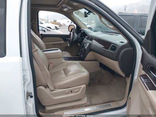 Aukcja sprzedaży 2011 Gmc Yukon Denali, vin: 1GKS1EEF3BR218372, numer aukcji: 44757124