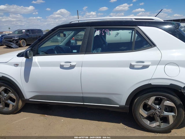 Hyundai Venue Limited 2023 KMHRC8A30PU215415 Image 14