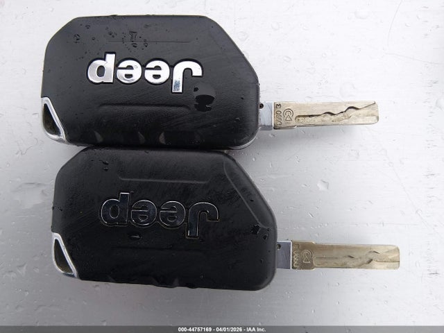1C4HJXDG1JW183035 Jeep Wrangler Unlimited Sport 4x4