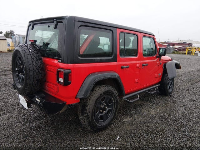 1C4HJXDG1JW183035 Jeep Wrangler Unlimited Sport 4x4