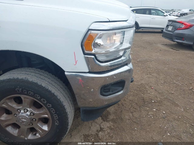 2024 Ram 2500 Big Horn  4x4 6'4 Box მანქანა იყიდება აუქციონზე, vin: 3C6UR5DL2RG338637, აუქციონის ნომერი: 44757201