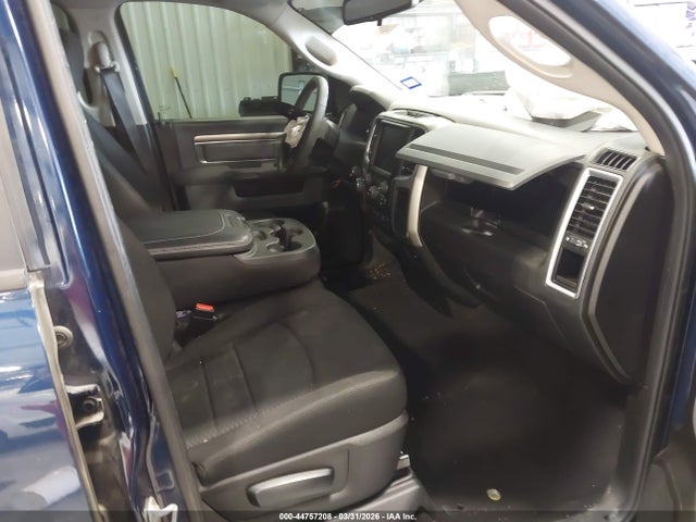44757208 :رقم المزاد ، 1C6RR6GT3KS734209 vin ، 2019 Ram 1500 Classic Warlock  4x2 6'4 Box مزاد بيع
