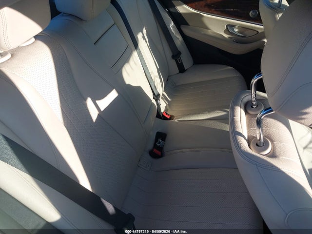 44757219 :رقم المزاد ، WDDZF4KB2HA177706 vin ، 2017 Mercedes-benz E 300 4matic مزاد بيع