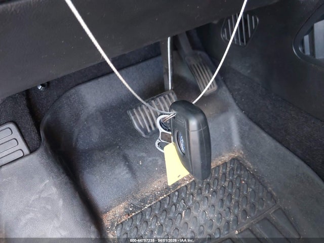 2FMPK3K95KBB96195 Ford Edge Titanium