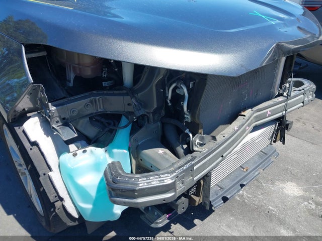 2FMPK3K95KBB96195 Ford Edge Titanium