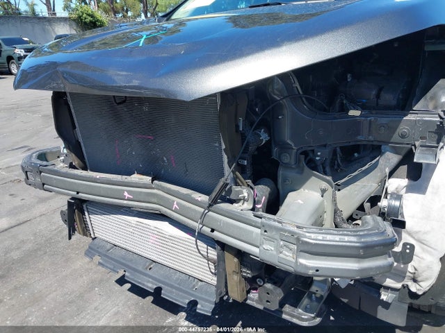 2FMPK3K95KBB96195 Ford Edge Titanium