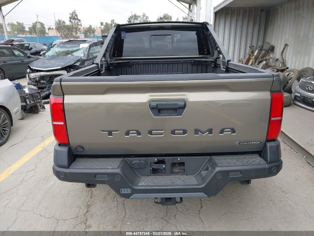 44757245 :رقم المزاد ، 3TYLC5LN6ST024302 vin ، 2025 Toyota Tacoma Hybrid Trailhunter مزاد بيع