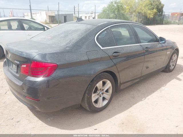 2011 BMW 528I WBAFR1C59BDS36913 Photo 3