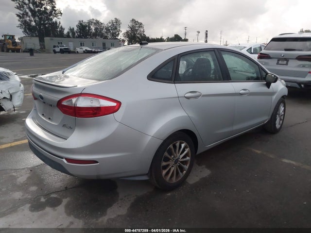 Ford FIESTA SE 2014 3FADP4BJ2EM174561 Image 4