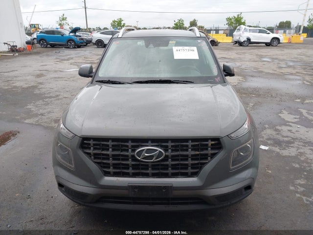 44757298 :رقم المزاد ، KMHRC8A3XLU018682 vin ، 2020 Hyundai Venue Sel مزاد بيع